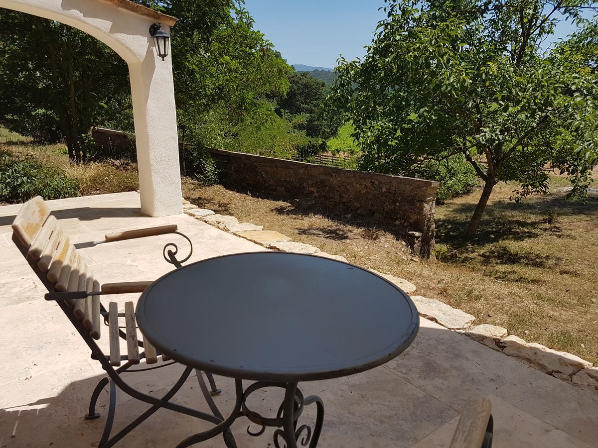 Bed and Breakfast Le Domaine Saint Martin à Flassans-sur-Issole Extérieur photo