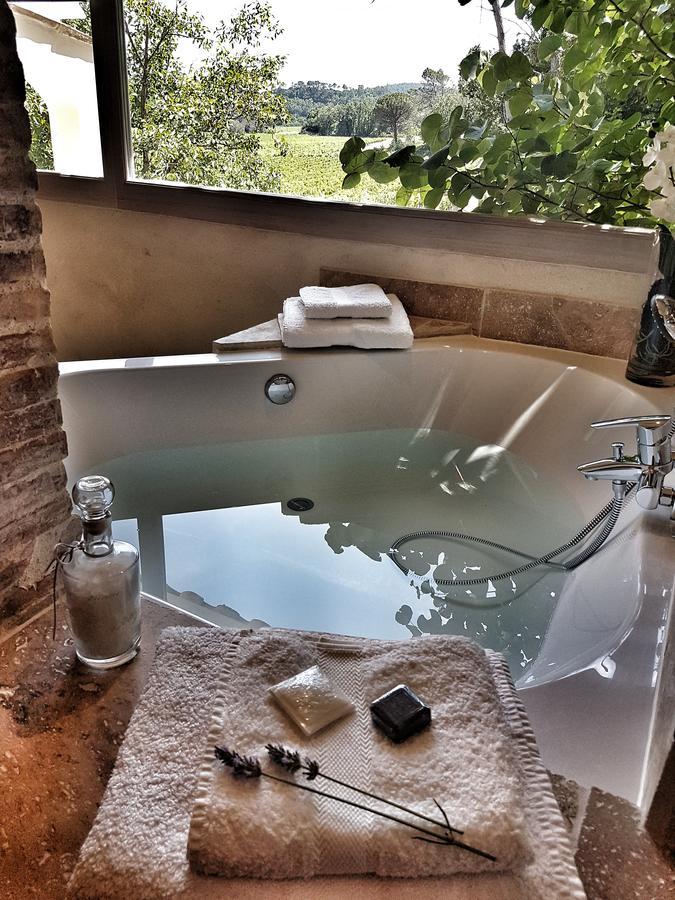 Bed and Breakfast Le Domaine Saint Martin à Flassans-sur-Issole Extérieur photo