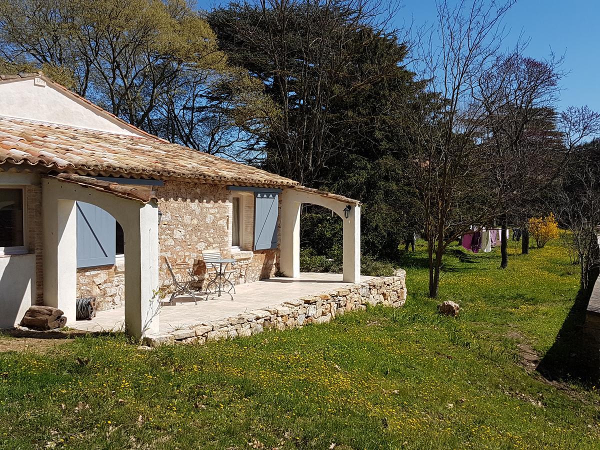 Bed and Breakfast Le Domaine Saint Martin à Flassans-sur-Issole Extérieur photo