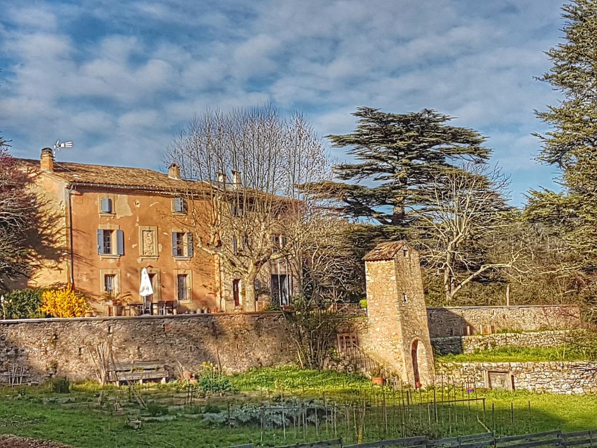 Bed and Breakfast Le Domaine Saint Martin à Flassans-sur-Issole Extérieur photo